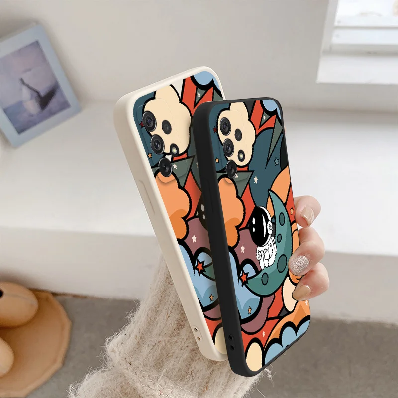Astronaut Case For Samsung A72 A52 A42 A32 A22 A21S A02S A12 A02 A71 A51 A41 A31 S21 S20 FE S10 S9 Ultra Plus Phone Back Cover