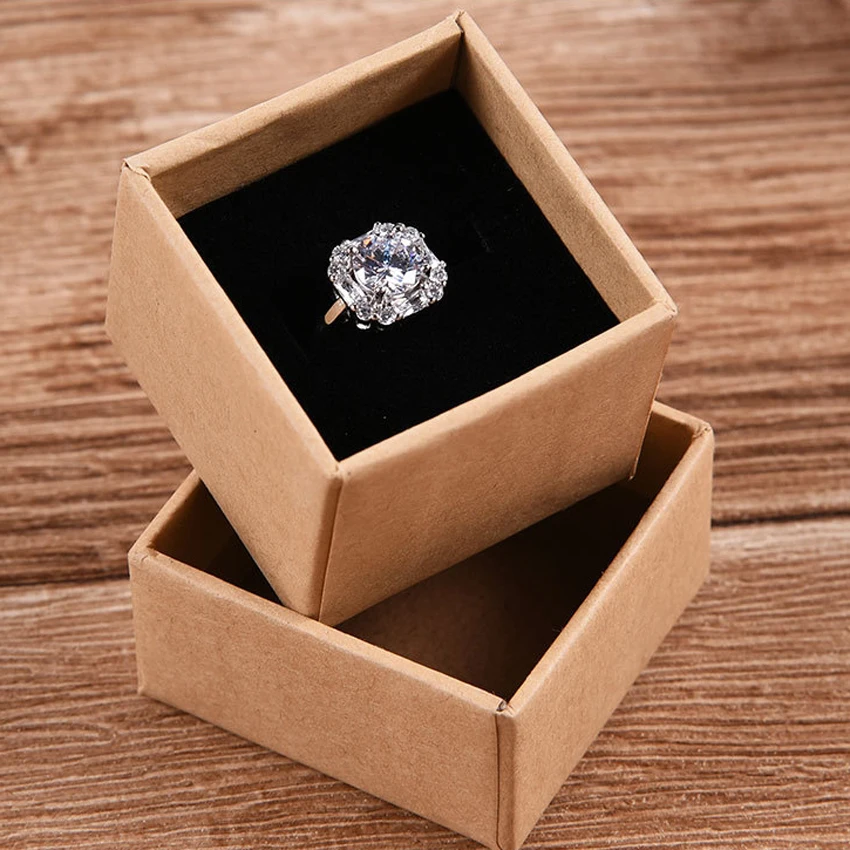 Оптовая продажа упаковочный чехол ювелирные изделия Женская Подарочная коробка