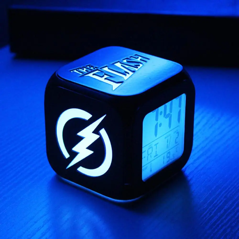 Новое поступление 2019 винтажные часы супергероя модные креативные 3D будильники