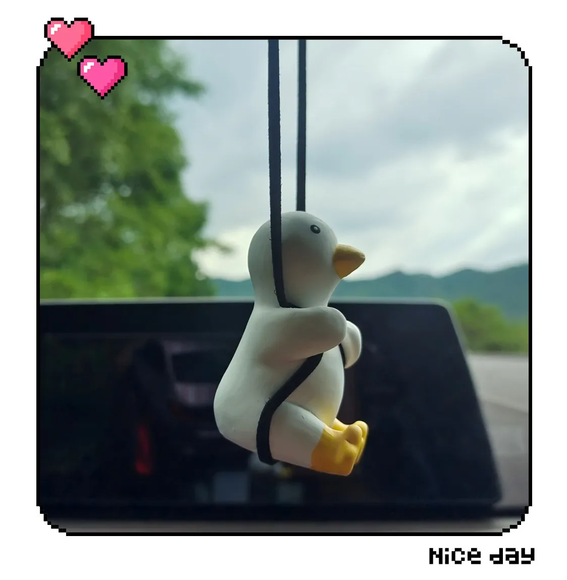 

Cute Car Swing Little Duck Car Pendant Decoration Rearview Mirror Hanging Decoration Creative Decoration Interior Accessories