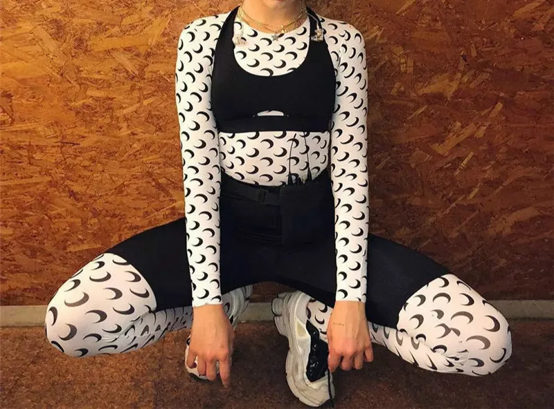 

Fashion T Shirt Moon Print Tight Sexy Short Paragraph Bottoming Long Sleeve Women's Clothing Tshirt Elegant Tops