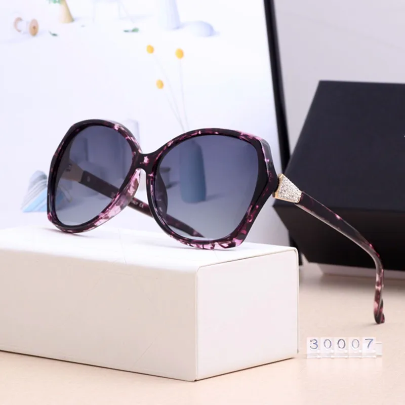 

Luxury Round Sunglasses Women 2020 Black Oversized Retro Vintage Sun Glasses Shades For Women Zonnebril Dames With Brand Case