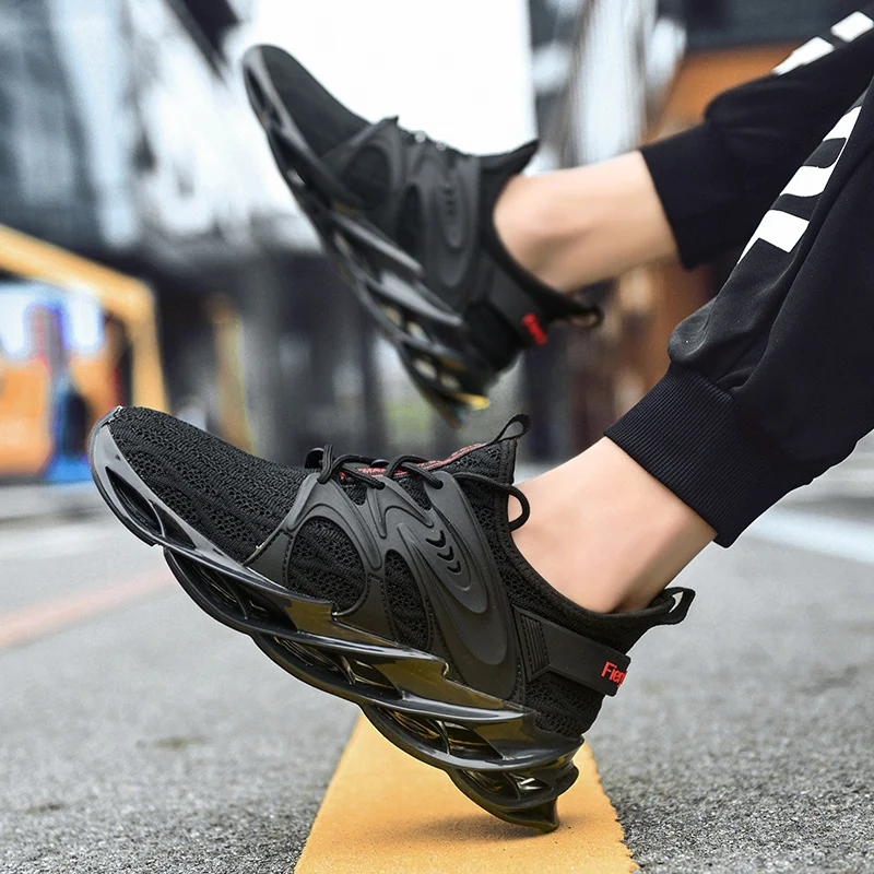 

Mesh Breathable Running Shoes for Men Lightweight Blade Sneakers Outdoor Sport Shoes Man Training Athletic Jogging Sneakers 2020