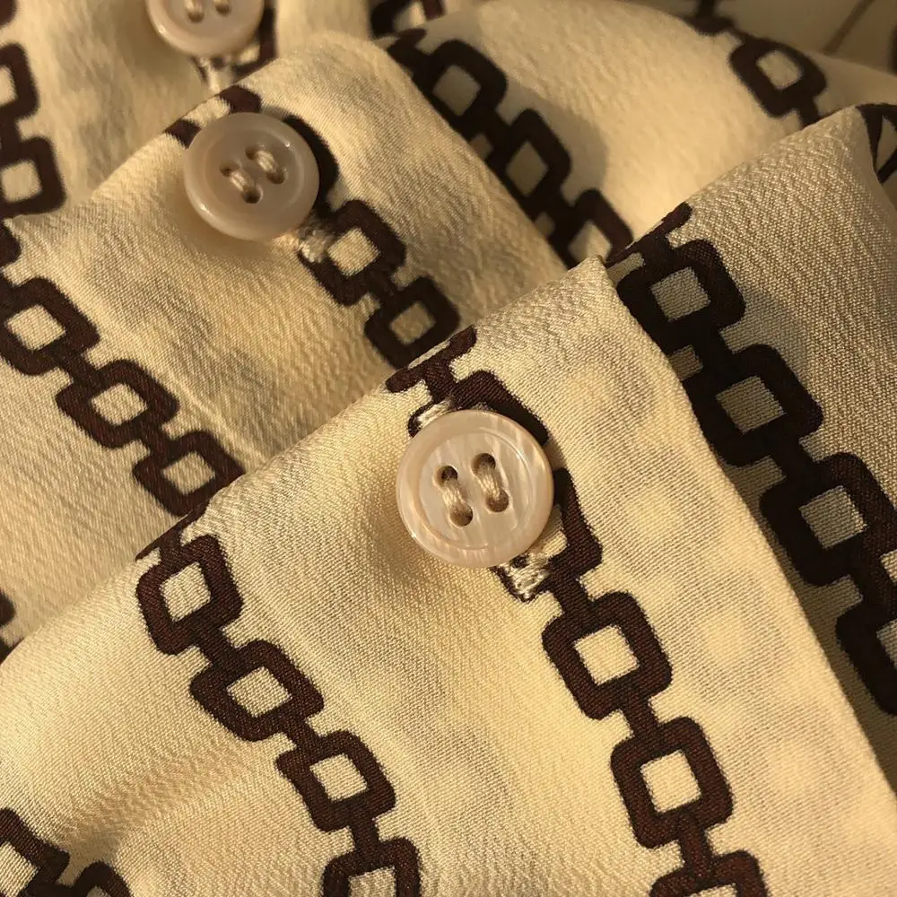 

Women 100% Silk Blouse Chain Print Long Sleeve Single Breasted Turn-down Collar Top and Shirt