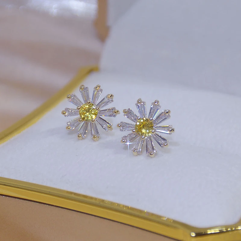 

Japanese&Korea Delicate Jewelry 14K Gold Plated AAA Zircon Flower Stud Earrings for Women Luxury Diamond Earrings