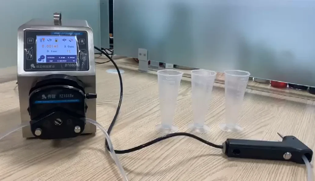 Перистальтический измерительный насос для розлива бутылок с электронной