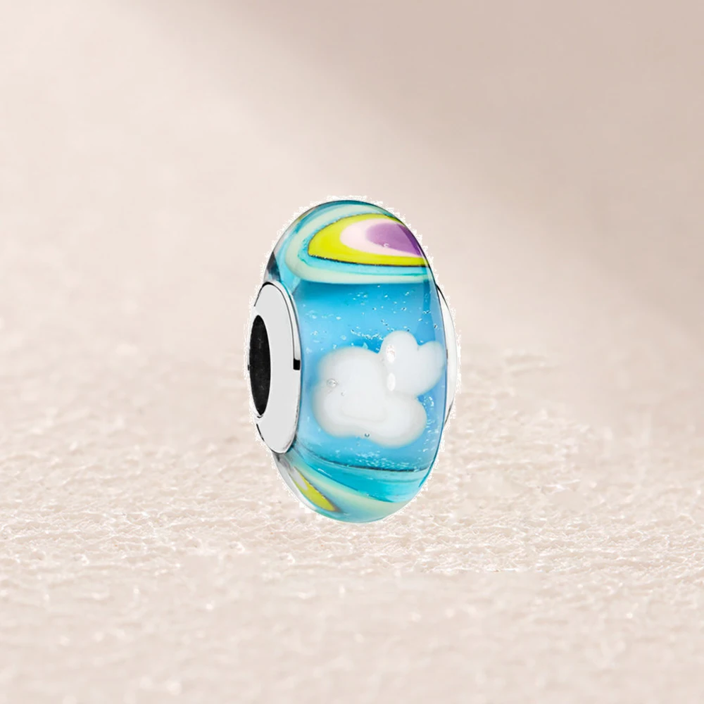 

797013-1 Iridescent Rainbow Murano Glass Charm