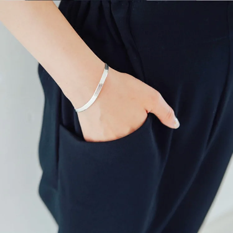 

Silver Plated Snake Bone Thin Bracelet Sweet Student Bracelet Fashionable Female Jewelry Suitable for Girlfriend Gift Party