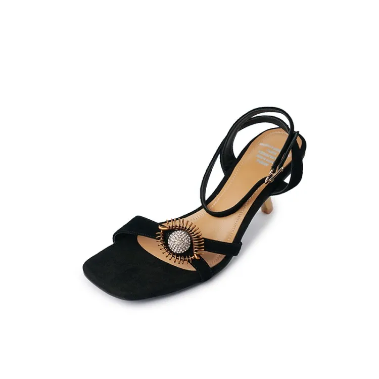 

Fashion Metal Eyes Sandals Women 2021 Summer Sandals Ladies High Heels Gladiator Casual Shoes Open Toe Buckle Metal Chain Flats