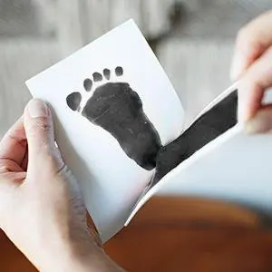 Baby Footprints Handprint Ink Pads Safe Non-toxic Ink Pads Kits for Baby Shower Baby Paw Print Pad Foot Print Pad Inkless 10