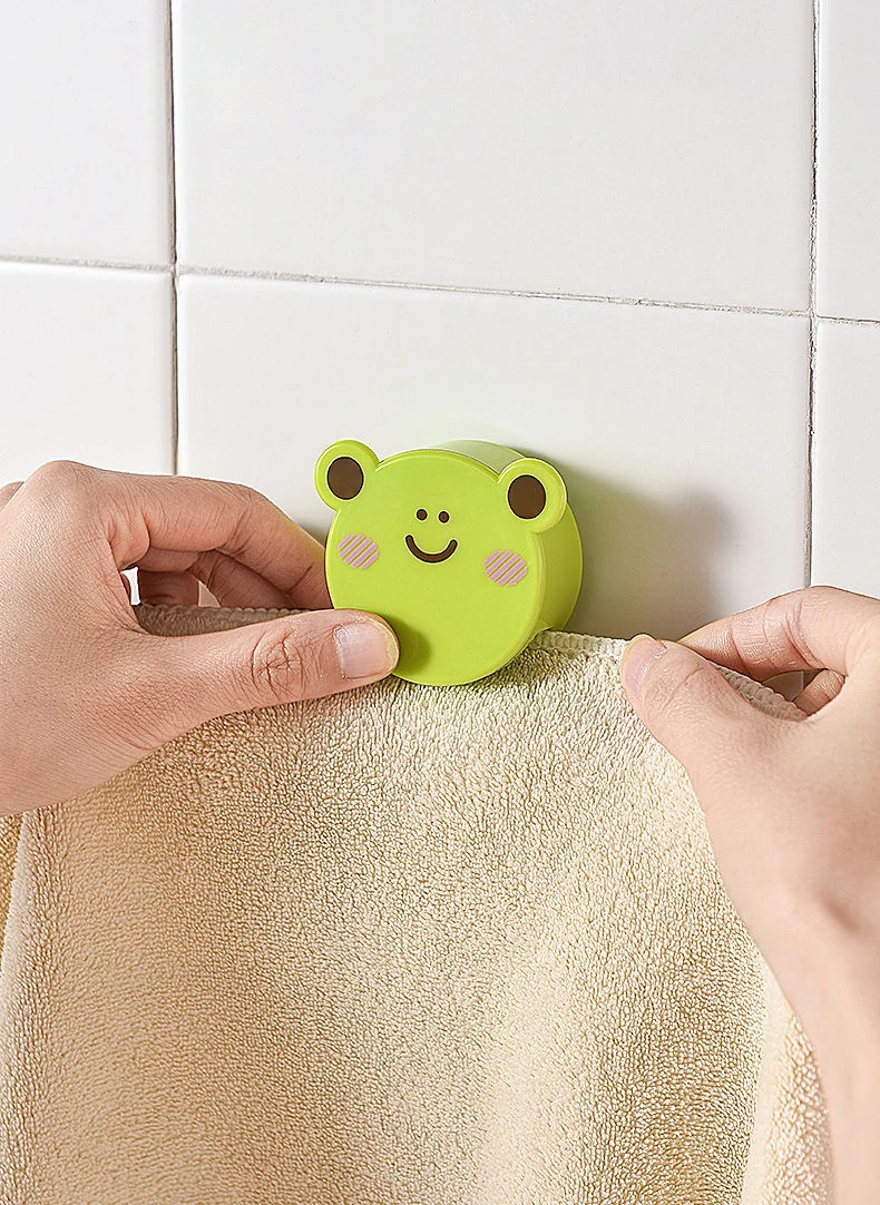 

Towel Storage Racks Adhesive Rag Holder Kitchen Rag Clip Dishcloth Hanger Creative Bathroom Kitchen Tool