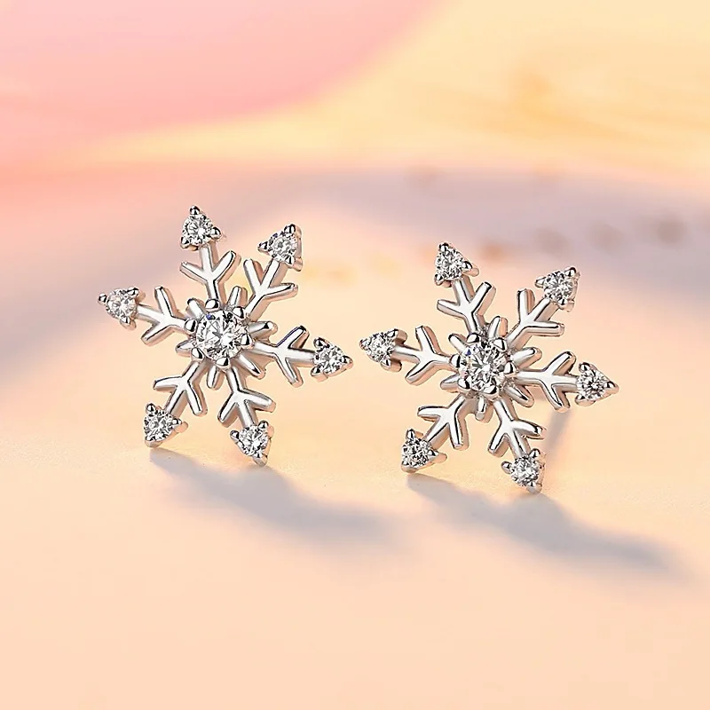 

2021 Hot Sale Exquisite Silver Plated Snowflake Stud Earrings for Women Jewelry Shiny Luxury CZ Zircon Earring Wedding Best Girl
