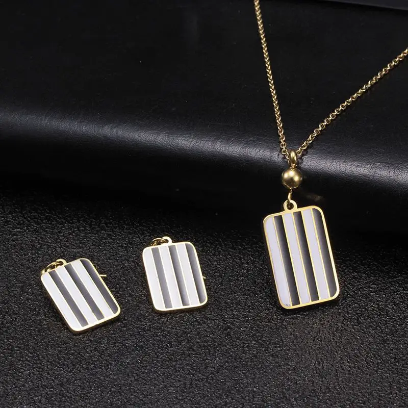 

Black White Zebra Women Female Charm Jewelry Sets Luxury Wedding Party Necklace and Earrings Stainless Steel Birthday Gift