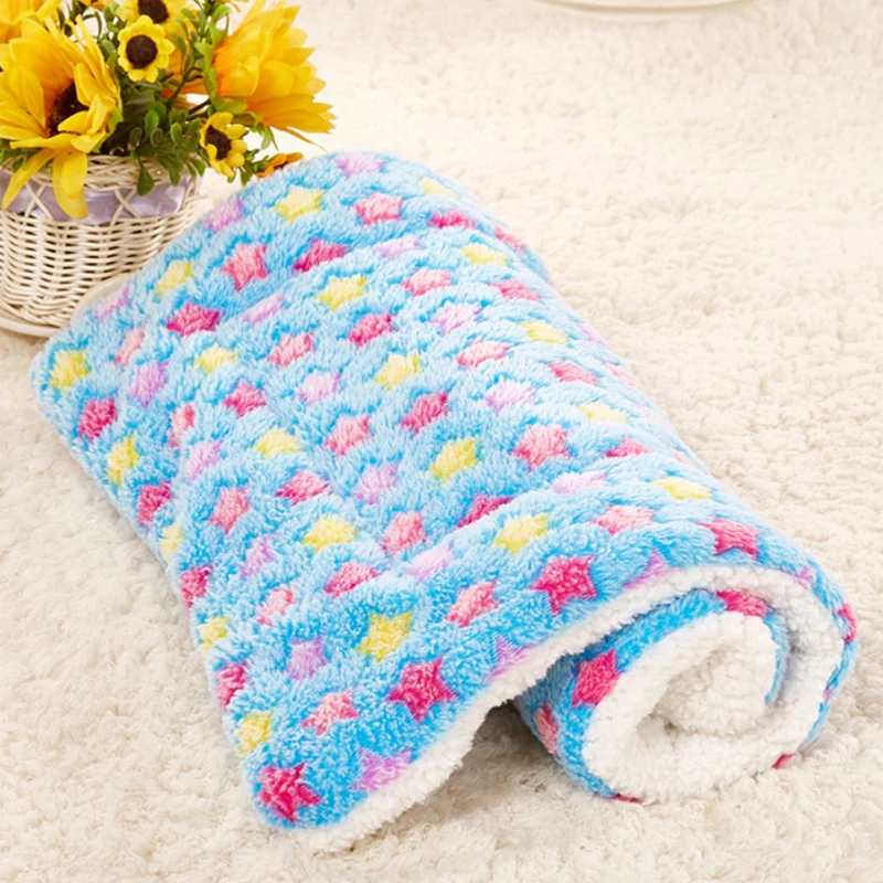 Удобное одеяло для собак и кошек теплое толстое бархатное из кораллового бархата