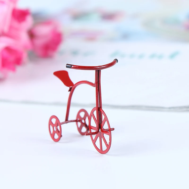 

1/12 Mini Red Bicycle Simulation Bike Model Toys for Doll House Decoration Furniture Toys Cute Dollhouse Miniature Accessories
