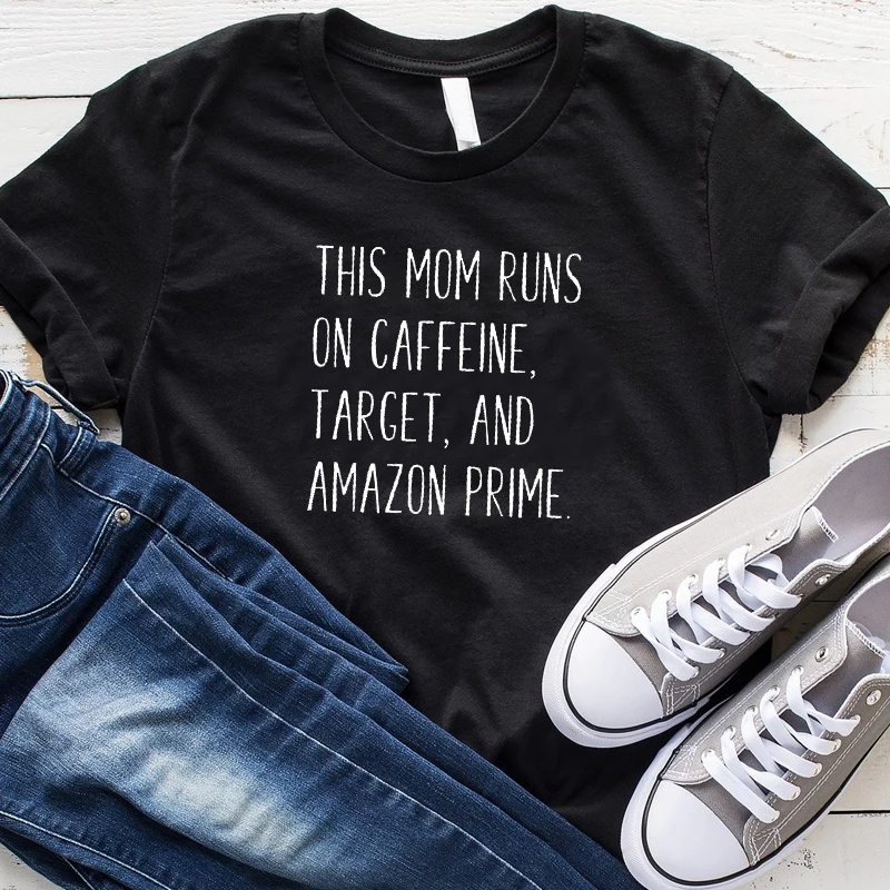Футболка с надписью This Mom Runs on Caffeine Target Prime забавная хлопковая Tumblr летние футболки