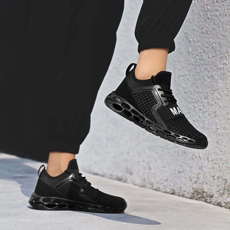

Hot Sale Men Sporty Sneakers Breathable Walking Shoes Lightweight Flat Footwear Man Brand Design Athletic Trainers Jogging Big48