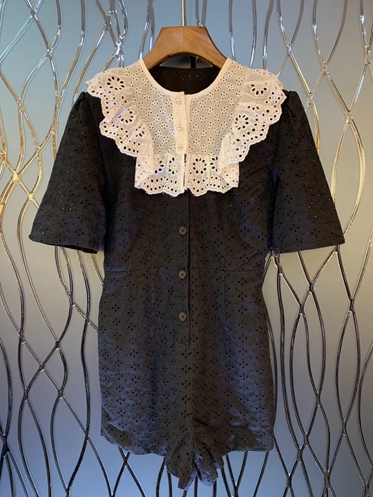 

Women Patchwork Jumpsuit 2020 Spring Summer New Arrival Autumn Water Soluble Flower Patchwork Short Sleeve Playsuit