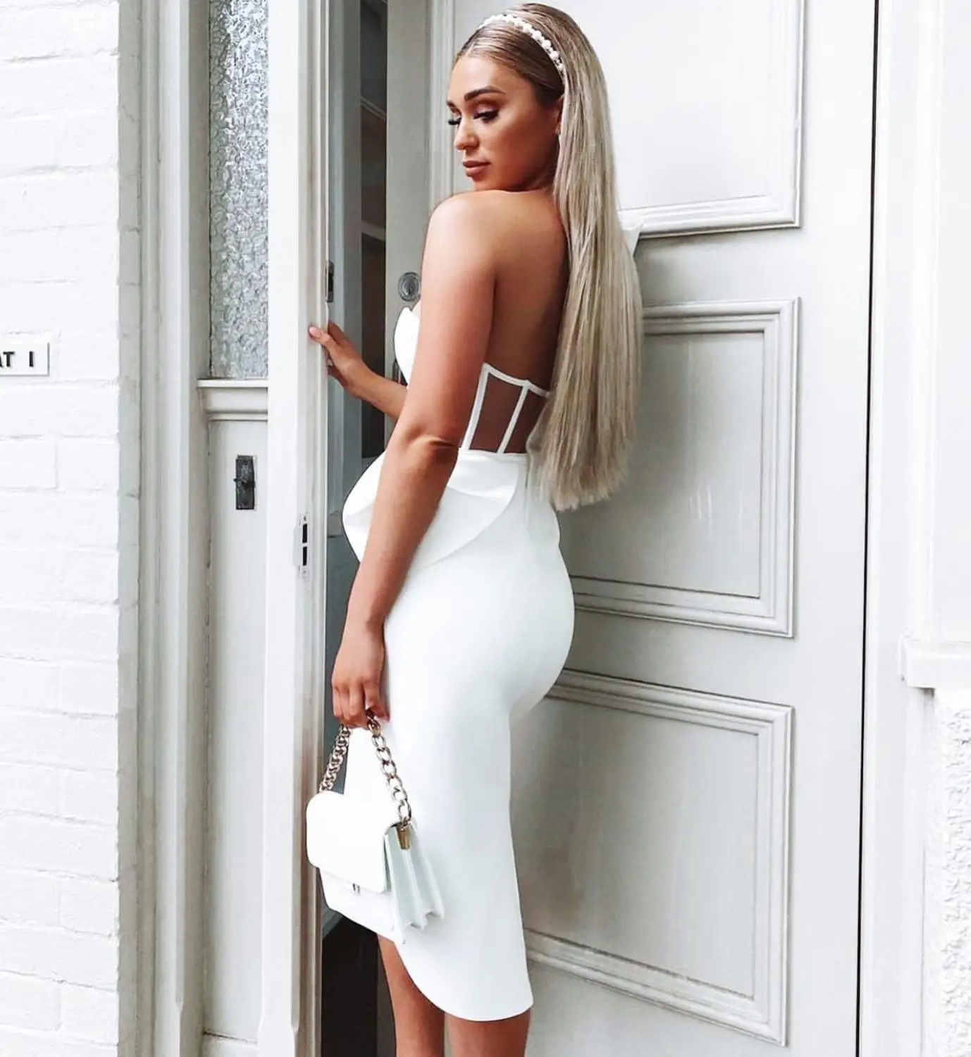 

2020 New Summer Fashion Women Bodycon Dress One Shoulder Bow Mesh Ruffle Sleeveless Bandage Dress Celebrity Party Evening Sexy