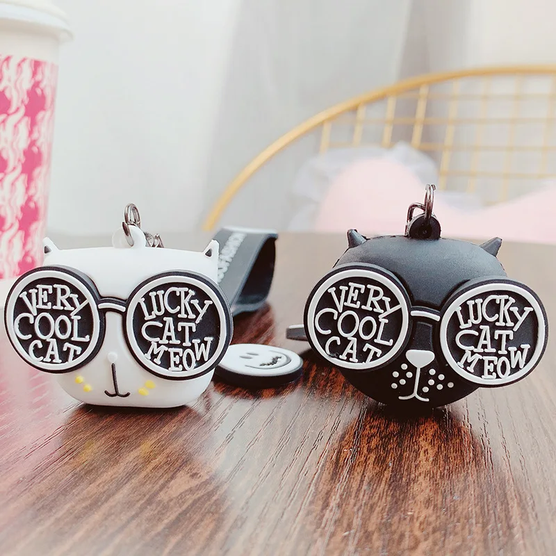 

Creative Cool Cat Smile Keychain Trend Personality Keyring Ladies Bag Pendant Couple Pendant Keychains