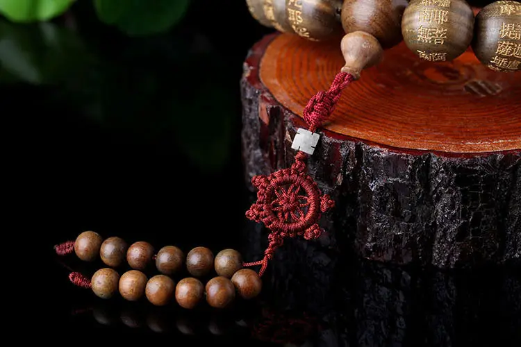 Зеленое сандаловое дерево тибетское буддистское Писание 18 + 1 четки Мала