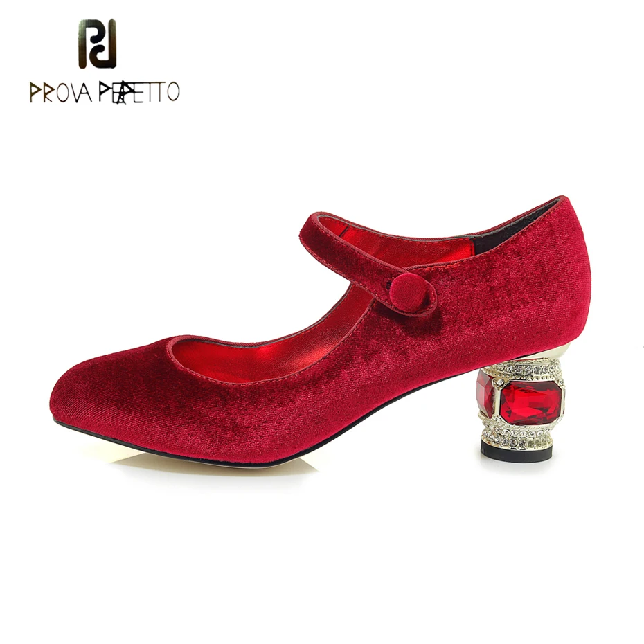 Prova Perfetto/новинка Роскошные бархатные женские туфли лодочки на каблуке украшенные