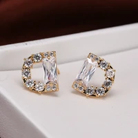 de121 fashion elegant high quality copper 5a zircon lettered d womens ear stud gift party banquet womens jewelry earrings 2021