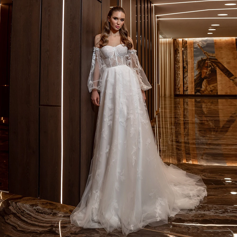 

Exquisite Embroidery Tulle Wedding Dress Lace Up Strapless Illusion 3/4 Lantern Sleeves Sweep Train Simple Bridal Party Gowns