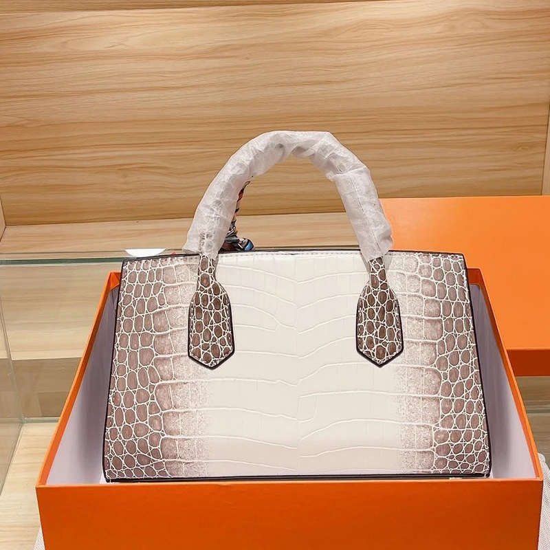 

2021 High Quality Women's handbag designer luxury 2021 new PU leather fashion shoulder Messenger bag Platinum bag