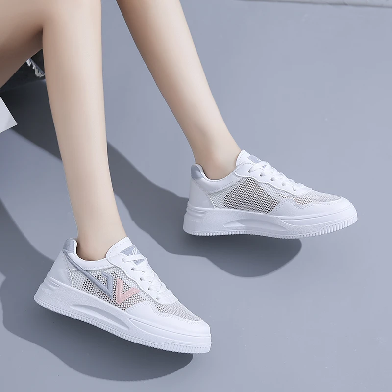 

Mesh white shoes ladies fashion breathable shoes students Korean casual shoes sports shoes flat shoes womens shoes