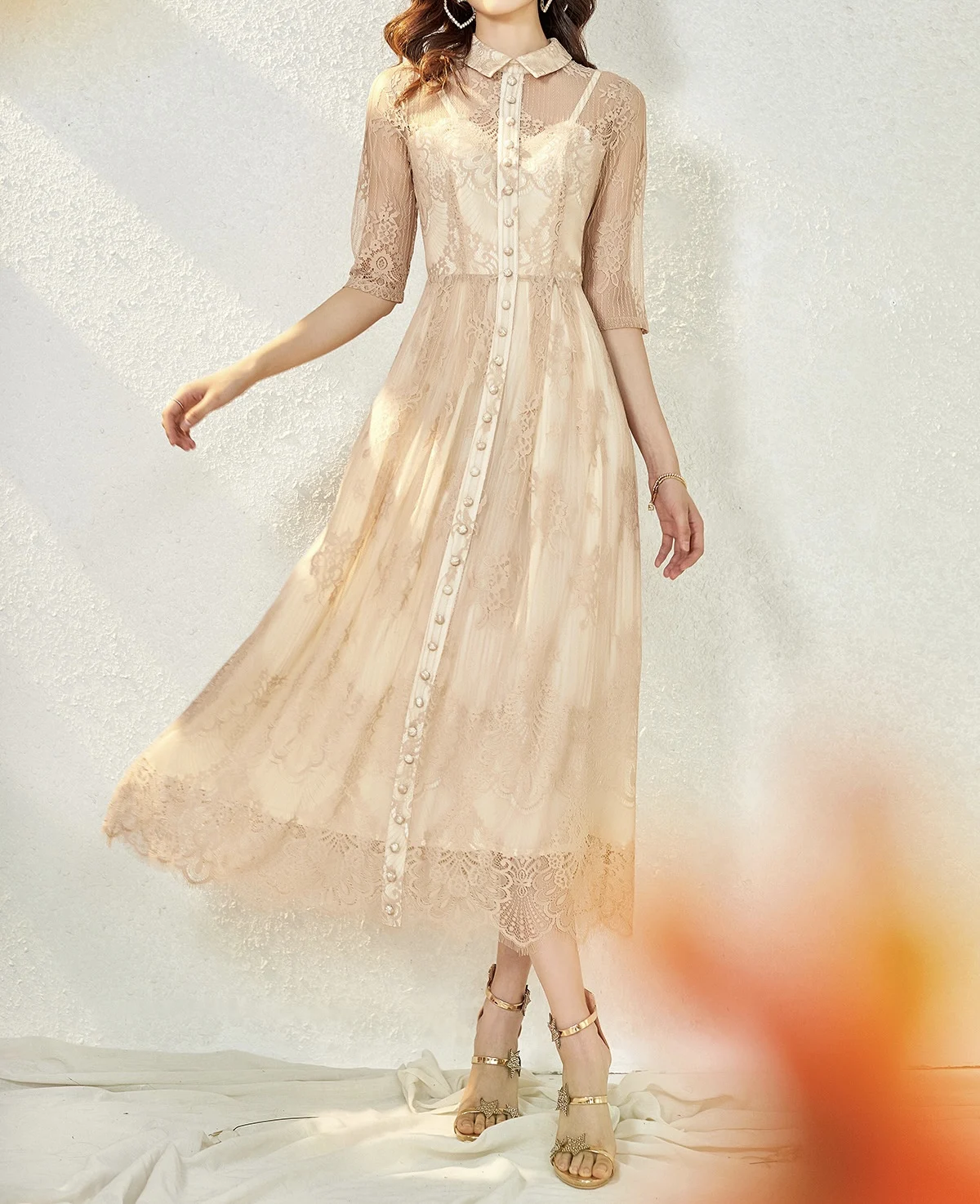 

Noble Lace Mother of the Bride Dresses Vintage Champagne Half Sleeves A-Line Buttons Ankle-Length Formal Evening Gowns Elegant