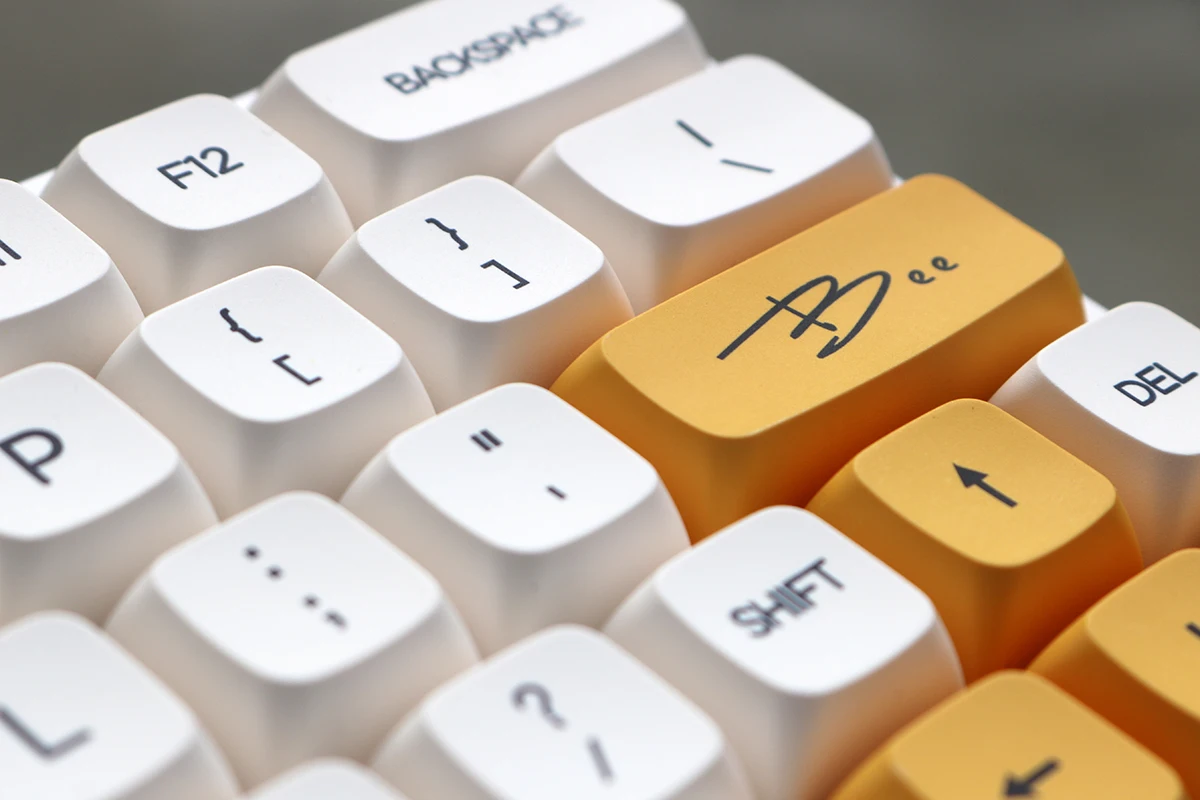 

1 Set Honey And Milk Theme Key Caps For MX Switch Mechanical Keyboard PBT Dye Subbed Bee Japanese Minimalist White Keycaps XDA