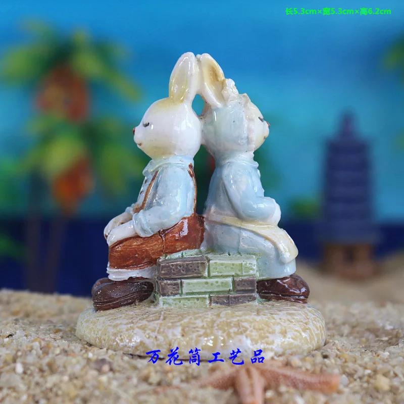 Rabbit white rabbit creative couple sand accessories | Дом и сад