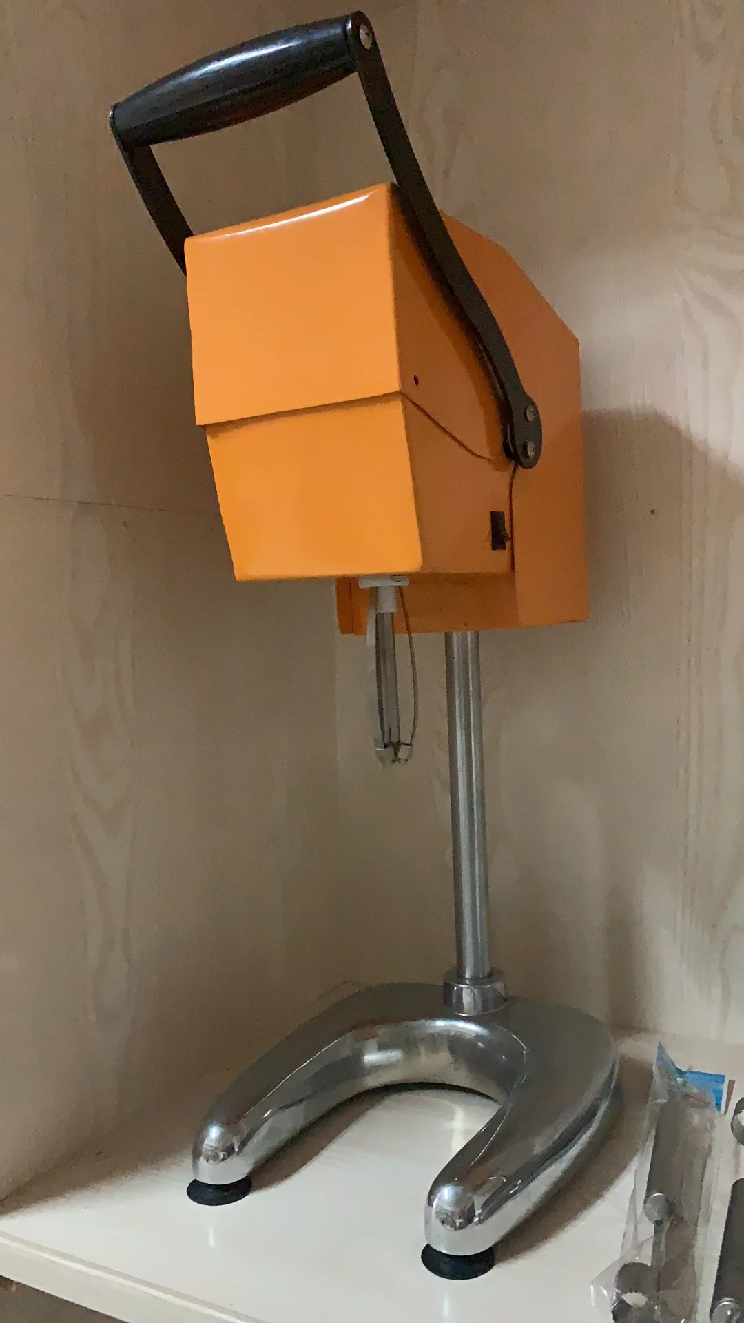 

Hot Selling Low Speed Fresh Fruit Juicer Machine Mini Blender Pitaya Orange Fresh Orange Juicer Without Peeling 1 00% Pure Juice