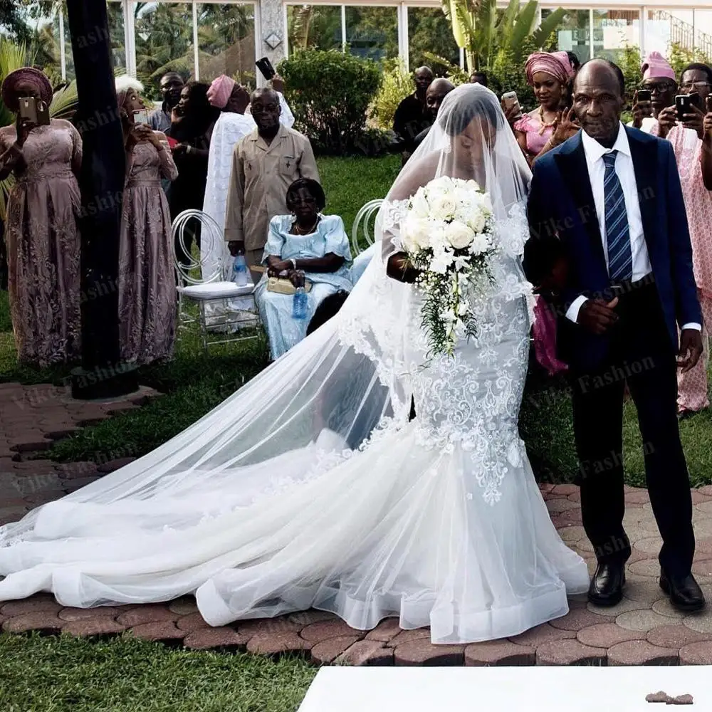 

Plus Size Mermaid Wedding Dresses 2021 South African Off Shoulder Beads Lace Appliques Bride Dress Glamorous Sexy Bridal robes