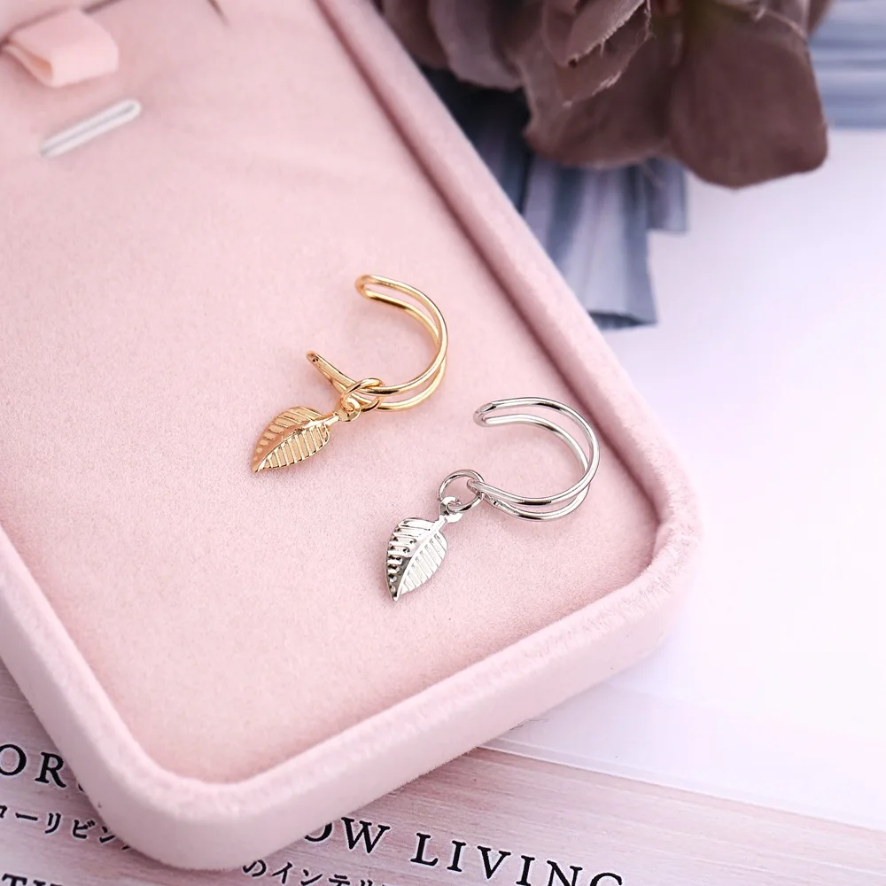 

Ear Cuff Gold Leaves Non-PiercinEar Clips Fake Cartilage Earring Jewelry For Women Men Fake Cartilage Earring Gift For Girls