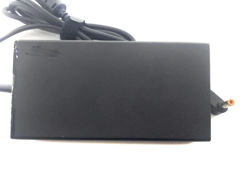 

Genuine PA-1131-16 FSP135-ASAN1 19V 7.1A 135W power supply for Acer ASPIRE L100 L320 L3600 L310 VN7 V15 laptopAC adapter charger