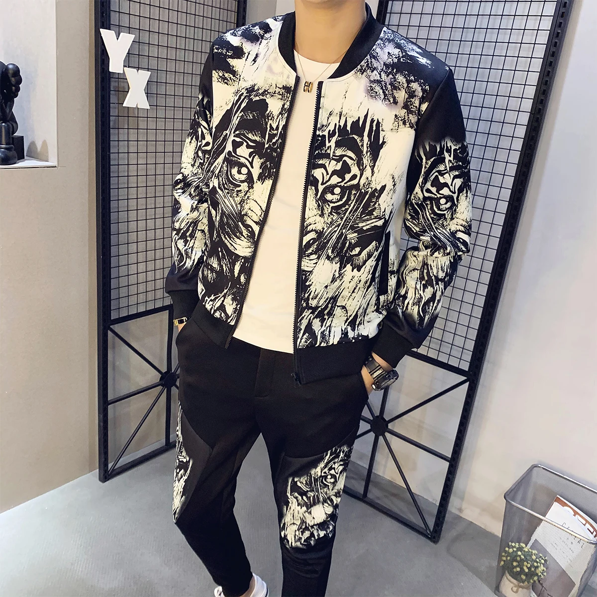 Мужской спортивный костюм весенний комплект из 2 предметов: куртка + штаны |