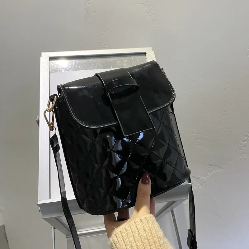 

Миниатюрная сумка для звонков из лакированной кожи с губной помадой, модная сумка через плечо для дам