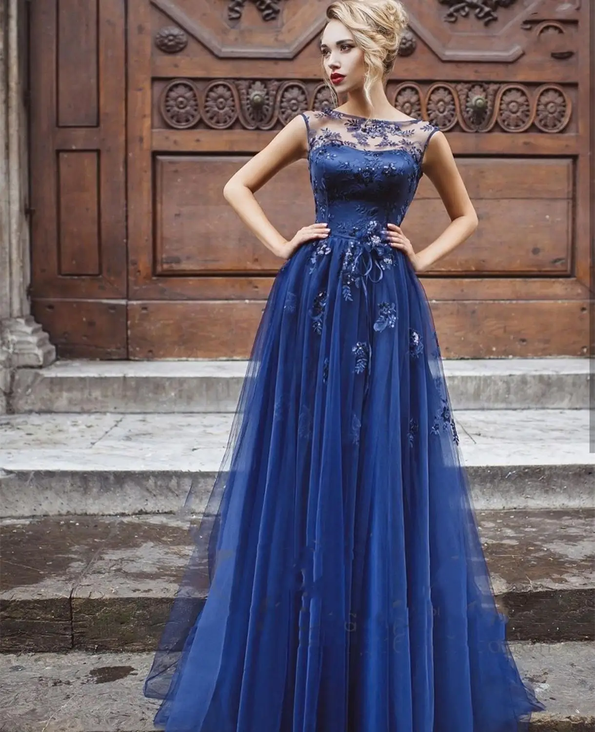 

Женское вечернее платье в пол, синее ТРАПЕЦИЕВИДНОЕ ПЛАТЬЕ с цветами, с глубоким вырезом, без рукавов, со шлейфом, 2020