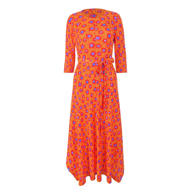 

2021 new temperament slim round neck fashion floral dress women's pleated waist swing skirt