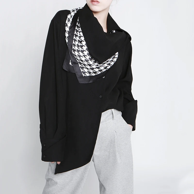 

[EAM] Women Irregular Personality Black Blouse New Turtleneck Long Sleeve Loose Fit Shirt Fashion Spring Autumn 2021 1DD3951