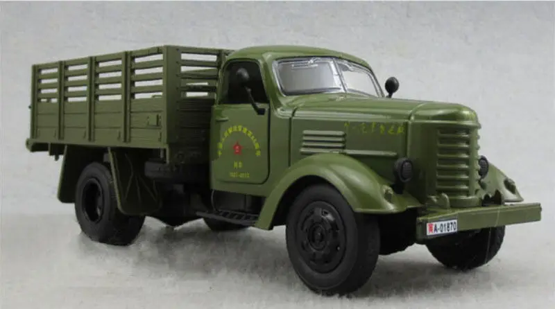 Литье под давлением Военная Jiefang модель грузовика 1:32 автомобиль и Свет Звук армейский зеленый детская игрушка