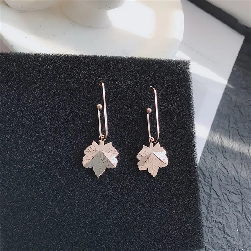 2019 New Titanium Steel Maple Tassel Long Women's Earrings Simple Plant Plating Gold Geometric Stainless Girls | Украшения и