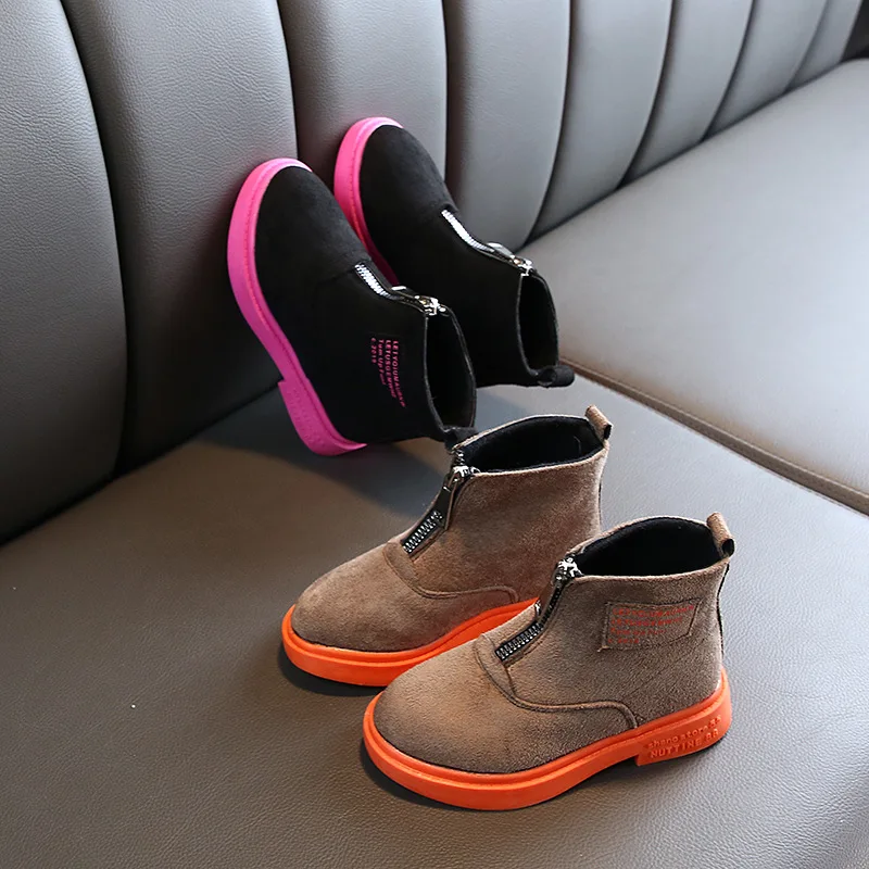 Детские замшевые ботинки на молнии ботильоны цвета хаки с заплатками для девочек