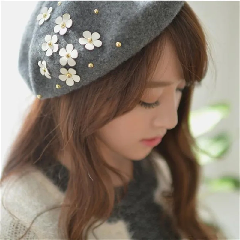 Берет роскошный цветочный жемчужный с заклепками винтажный кашемировый женский