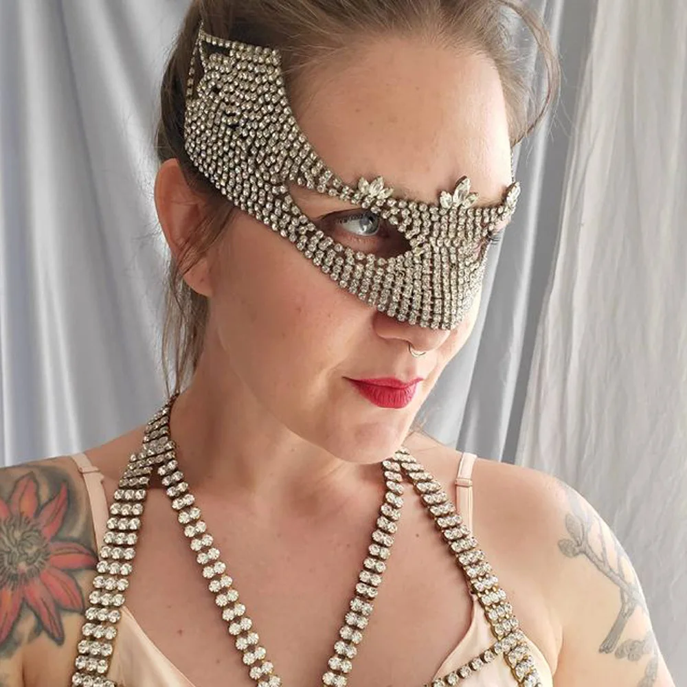 

Masquerade Masks Halloween Party Diamond Mask Sparepart Mask