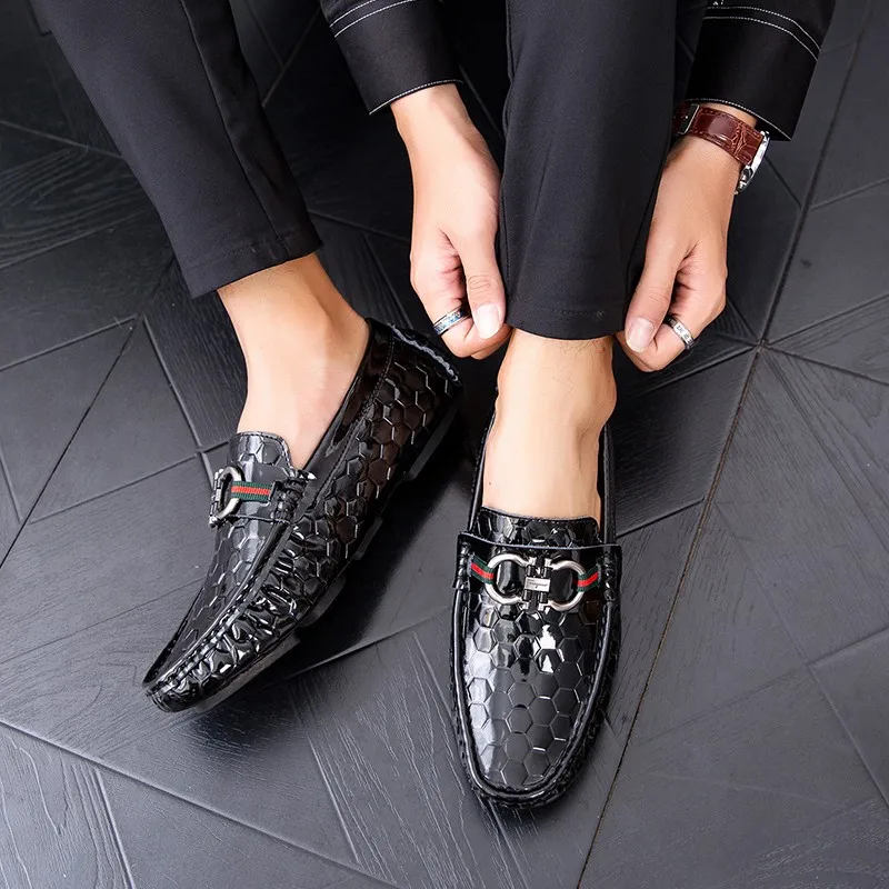 

Telent Men Leather Shoes Slip on Casual Shoes Dress Shoes Brogue Shoes Spring Ankle Boots Vintage Classic Male Casual