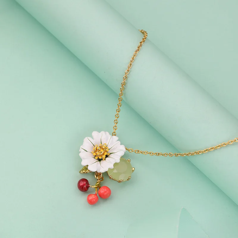 

С ромашками, эмалированное Циркон животных подвески в виде вишни, позолота, колье для Для женщин ключица цепочка Ювелирные изделия друг Collare...