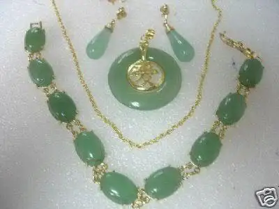 

Genuine Jades Necklace ,Bracelet,Earring set 17"